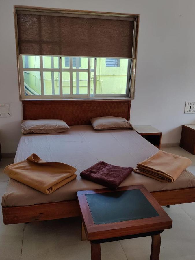 White House Beach Resort, Nagaon Ngoại thất bức ảnh