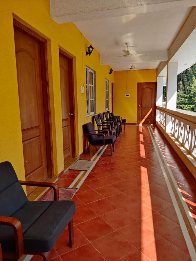 White House Beach Resort, Nagaon Ngoại thất bức ảnh